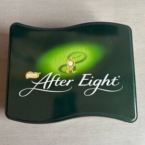 Nestlé After Eight Thin Chocolate Mints EMPTY Tin Box 600 g  VTG Y2K Collectible